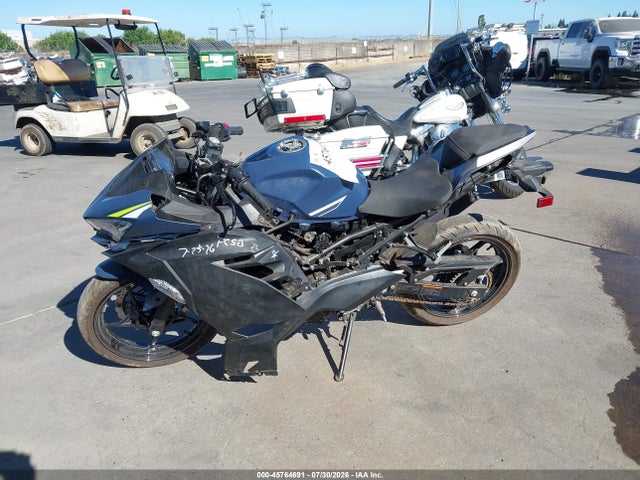 Продаж на аукціоні авто 2022 Kawasaki Ex400, vin: JKAEXKG13NDAG4327, номер лоту: 45764691