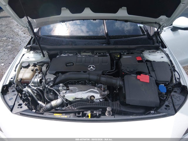 W1K5J4HB9LN084266 Mercedes-Benz CLA 250 4MATIC