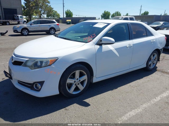 Toyota CAMRY SE 2014 4T1BF1FK3EU793750 Image 2