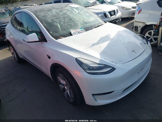 Auction sale of the 2022 Tesla Model Y Long Range Dual Motor All-wheel Drive, vin: 7SAYGDEE9NF317362, lot number: 45764736