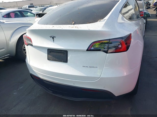 Auction sale of the 2022 Tesla Model Y Long Range Dual Motor All-wheel Drive, vin: 7SAYGDEE9NF317362, lot number: 45764736