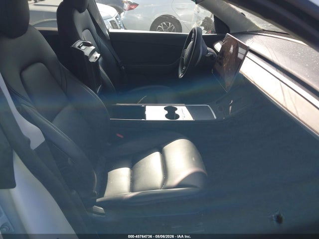 Auction sale of the 2022 Tesla Model Y Long Range Dual Motor All-wheel Drive, vin: 7SAYGDEE9NF317362, lot number: 45764736