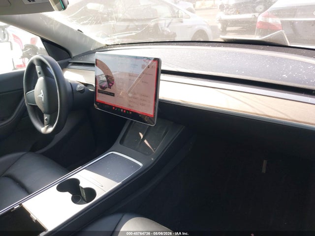 Auction sale of the 2022 Tesla Model Y Long Range Dual Motor All-wheel Drive, vin: 7SAYGDEE9NF317362, lot number: 45764736
