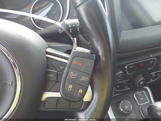 Продаж на аукціоні авто 2018 Jeep Compass Latitude 4x4, vin: 3C4NJDBB7JT282067, номер лоту: 45764812