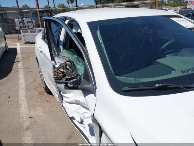 Chevrolet IMPALA LS 2016 2G11Z5SA4G9120860 Image 18