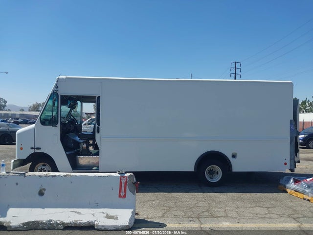 1FC3E3KS1GDC55371 Ford E-350 Stripped