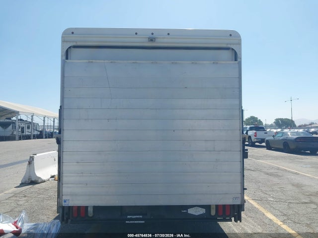 1FC3E3KS1GDC55371 Ford E-350 Stripped