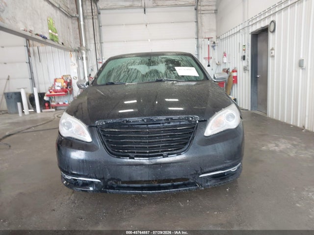 45764887 :رقم المزاد ، 1C3BC2FG8BN503687 vin ، 2011 Chrysler 200 Limited مزاد بيع