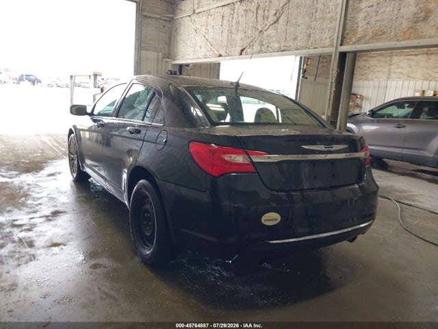 45764887 :رقم المزاد ، 1C3BC2FG8BN503687 vin ، 2011 Chrysler 200 Limited مزاد بيع