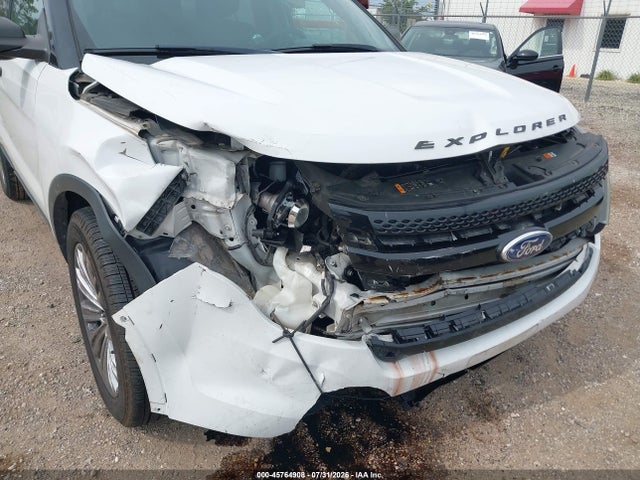 Продажа на аукционе авто 2015 Ford Utility Police Interceptor, vin: 1FM5K8AR4FGB83460, номер лота: 45764908