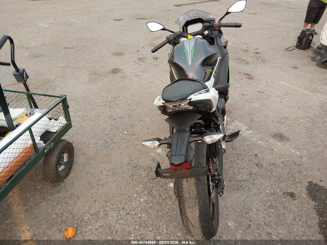 Продажа на аукционе авто 2022 Kawasaki Ex650 N, vin: ML5EXEN11NDA76100, номер лота: 45764965