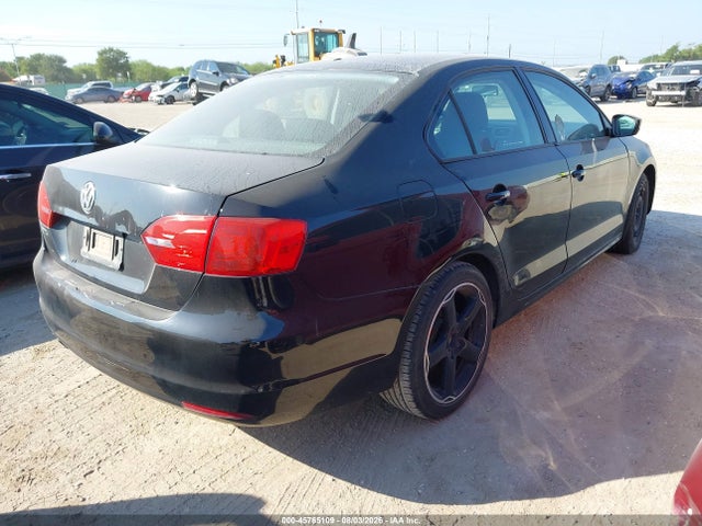 3VW2K7AJ3EM311667 Volkswagen Jetta 2.0l S