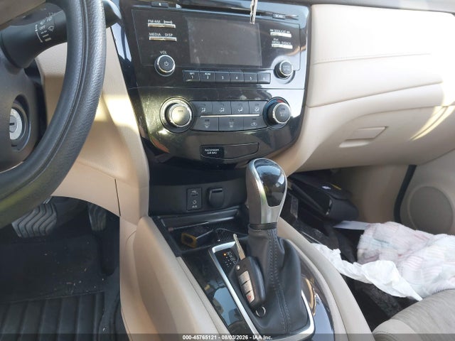 Nissan ROGUE S 2017 JN8AT2MT2HW138180 Image 11