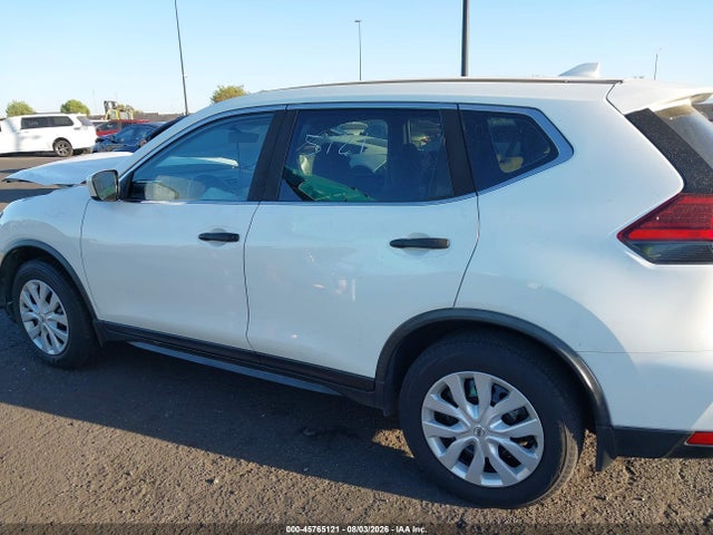 Nissan ROGUE S 2017 JN8AT2MT2HW138180 Image 15