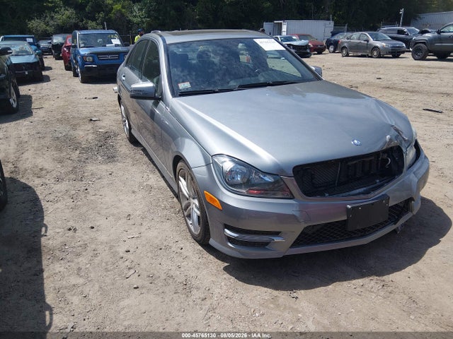 Auction sale of the 2013 Mercedes-benz C 300 Sport 4matic, vin: WDDGF8AB3DR272965, lot number: 45765130