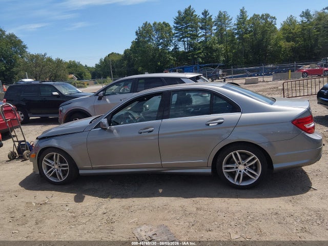 Auction sale of the 2013 Mercedes-benz C 300 Sport 4matic, vin: WDDGF8AB3DR272965, lot number: 45765130