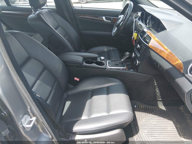 Auction sale of the 2013 Mercedes-benz C 300 Sport 4matic, vin: WDDGF8AB3DR272965, lot number: 45765130
