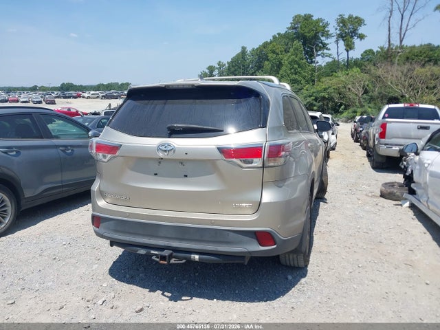 Продажа на аукционе авто 2016 Toyota Highlander Limited Platinum V6, vin: 5TDYKRFH4GS168570, номер лота: 45765136