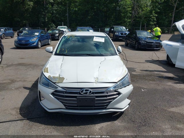 2019 Hyundai Elantra Se მანქანა იყიდება აუქციონზე, vin: 5NPD74LF3KH493120, აუქციონის ნომერი: 45765142