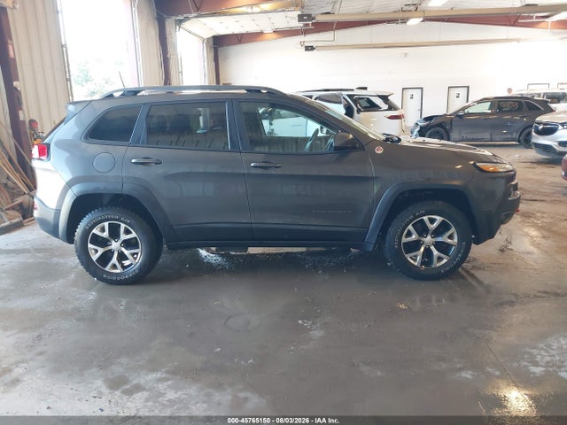 2017 Jeep Cherokee Trailhawk მანქანა იყიდება აუქციონზე, vin: 1C4PJMBB6HD225058, აუქციონის ნომერი: 45765150