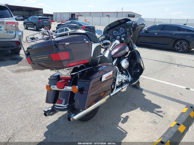 45765187 :رقم المزاد ، 1HD1FCW175Y642923 vin ، 2005 Harley-davidson Flhtcui مزاد بيع