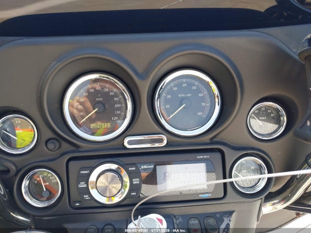 45765187 :رقم المزاد ، 1HD1FCW175Y642923 vin ، 2005 Harley-davidson Flhtcui مزاد بيع