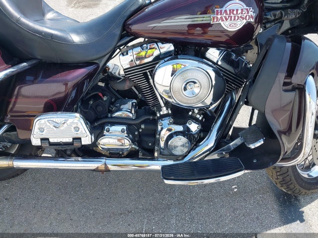 45765187 :رقم المزاد ، 1HD1FCW175Y642923 vin ، 2005 Harley-davidson Flhtcui مزاد بيع