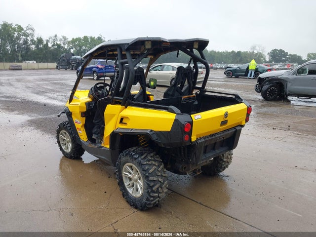 Can-Am Commander 800r Xt 2014 3JBKKCN17EJ000477 Image 3