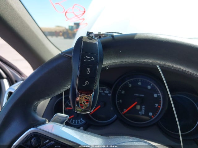 WP1AA2A24JKA02030 Porsche Cayenne Platinum Edition