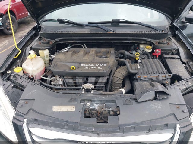 45765226 :رقم المزاد ، 1C3CCBAB6EN211458 vin ، 2014 Chrysler 200 Lx مزاد بيع
