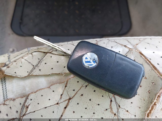 2002 Volkswagen New Beetle Glx მანქანა იყიდება აუქციონზე, vin: 3VWDD21C32M402604, აუქციონის ნომერი: 45765256