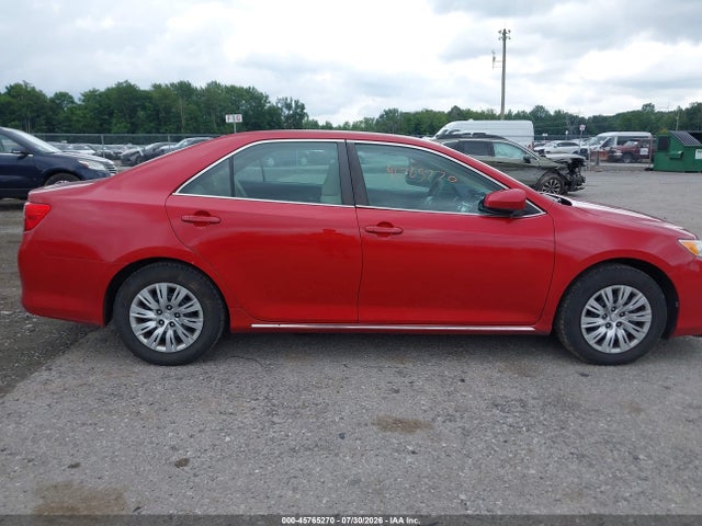 2013 Toyota Camry Le მანქანა იყიდება აუქციონზე, vin: 4T4BF1FK9DR306460, აუქციონის ნომერი: 45765270