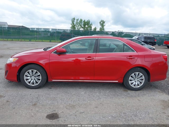 2013 Toyota Camry Le მანქანა იყიდება აუქციონზე, vin: 4T4BF1FK9DR306460, აუქციონის ნომერი: 45765270
