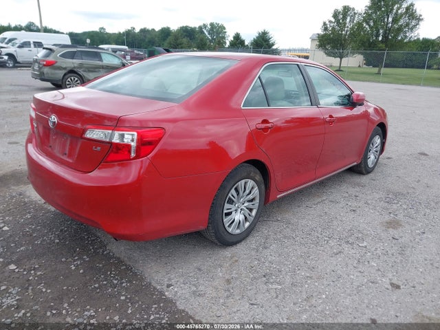 2013 Toyota Camry Le მანქანა იყიდება აუქციონზე, vin: 4T4BF1FK9DR306460, აუქციონის ნომერი: 45765270