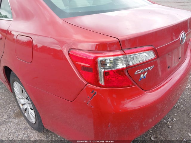 2013 Toyota Camry Le მანქანა იყიდება აუქციონზე, vin: 4T4BF1FK9DR306460, აუქციონის ნომერი: 45765270