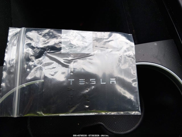 7SAYGDEE3TA636945 Tesla Model Y All-wheel Drive/long Range Launch Series/premium All-wheel Drive