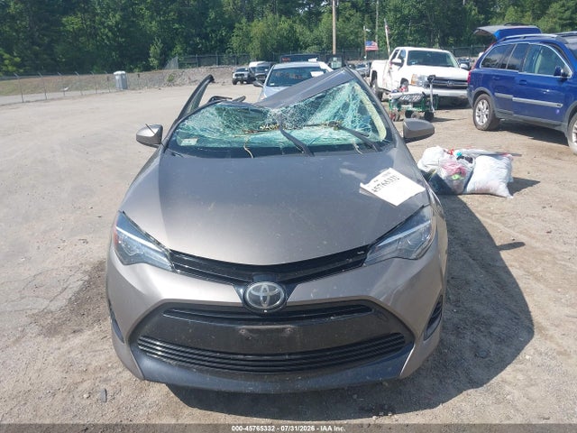 2T1BURHE9JC015329 Toyota COROLLA LE