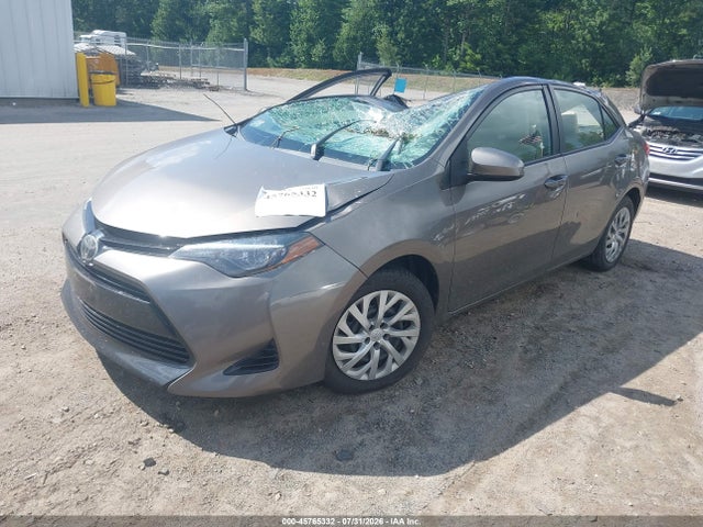 2T1BURHE9JC015329 Toyota COROLLA LE