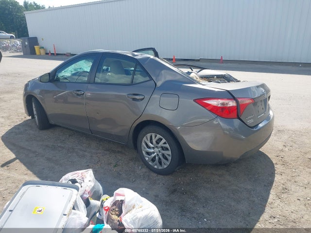 2T1BURHE9JC015329 Toyota COROLLA LE