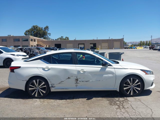 1N4BL4CV4MN333458 Nissan Altima Sr Fwd