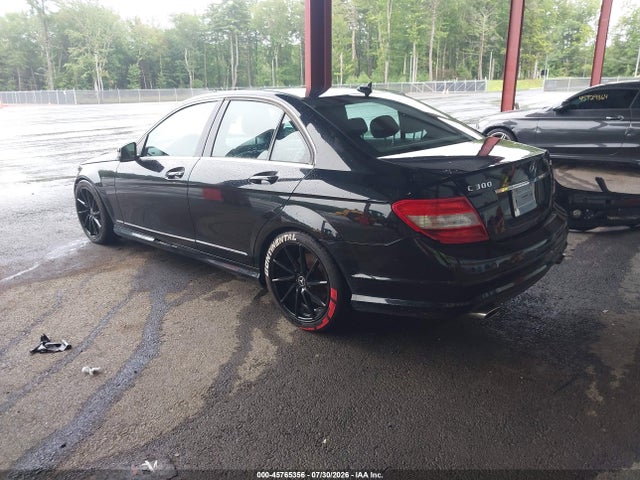 2010 Mercedes-benz C 300 Luxury 4matic/sport 4matic მანქანა იყიდება აუქციონზე, vin: WDDGF8BB7AR102005, აუქციონის ნომერი: 45765356