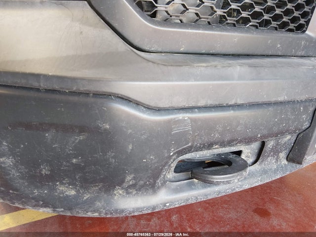 1C6RR7KGXJS154227 RAM 1500 Tradesman 4x4 5&#039;7 Box