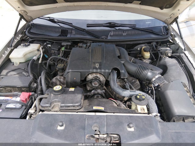 Продажа на аукционе авто 2003 Lincoln Town Car Signature, vin: 1LNHM82W83Y672185, номер лота: 45765375