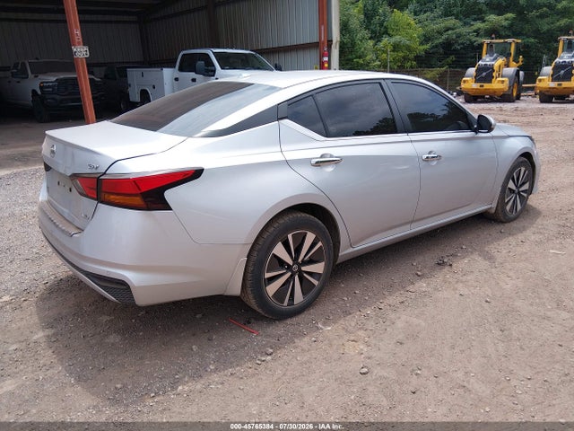45765384 :رقم المزاد ، 1N4BL4DW1MN300389 vin ، 2021 Nissan Altima Sv Intelligent Awd مزاد بيع