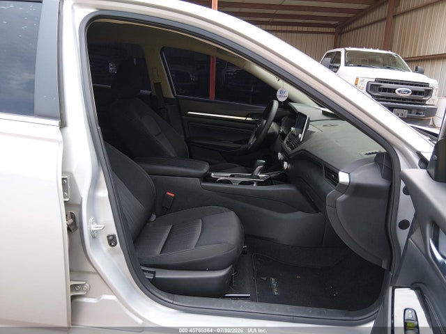 45765384 :رقم المزاد ، 1N4BL4DW1MN300389 vin ، 2021 Nissan Altima Sv Intelligent Awd مزاد بيع