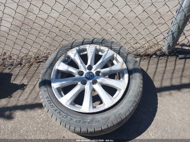 Toyota CAMRY LE 2018 4T1B11HK7JU059103 Image 11