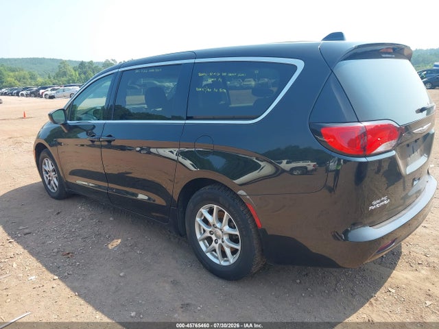 45765460 :رقم المزاد ، 2C4RC1DG7KR666146 vin ، 2019 Chrysler Pacifica Touring مزاد بيع
