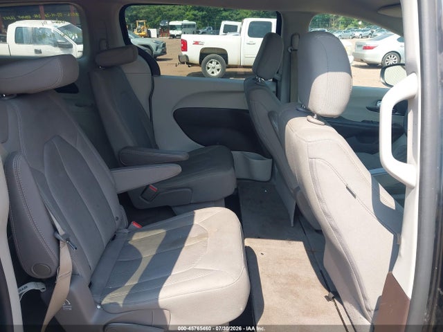 45765460 :رقم المزاد ، 2C4RC1DG7KR666146 vin ، 2019 Chrysler Pacifica Touring مزاد بيع