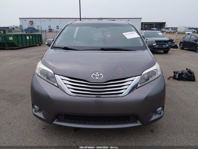 5TDYZ3DC6HS786457 Toyota Sienna Limited Premium 7 Passenger