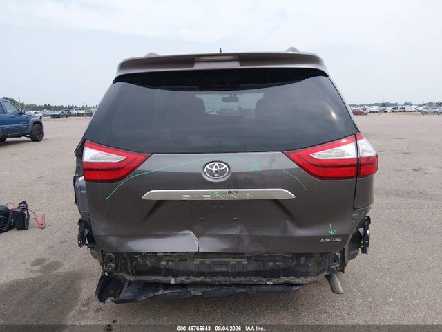 5TDYZ3DC6HS786457 Toyota Sienna Limited Premium 7 Passenger